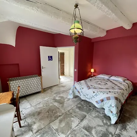 Frühstückspension Les Du Domaine De Russol 3*
